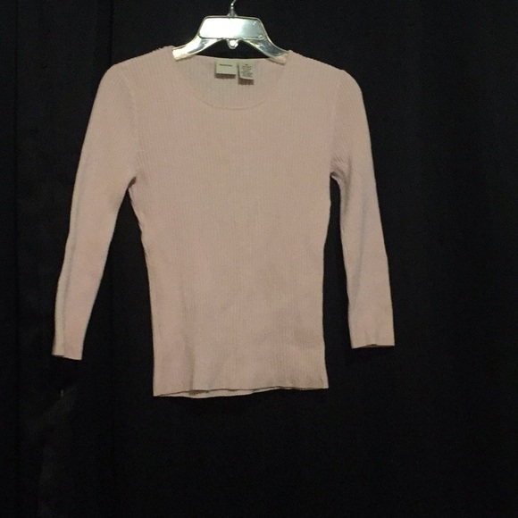 Sweater - Picture 1 of 3